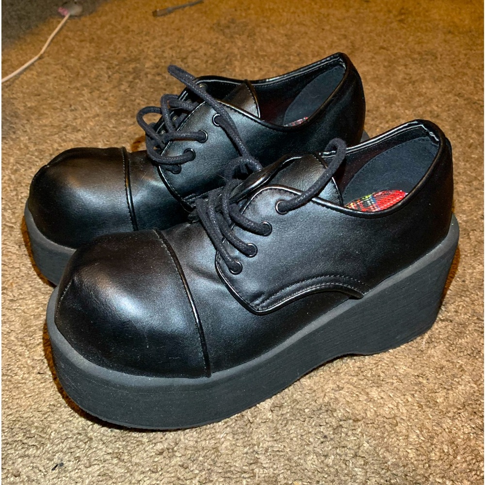 Demonia goth platfoms